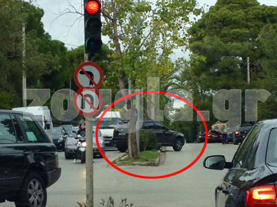 H διαχωριστική λωρίδα στην Κηφισιά έγινε παρκινγκ!